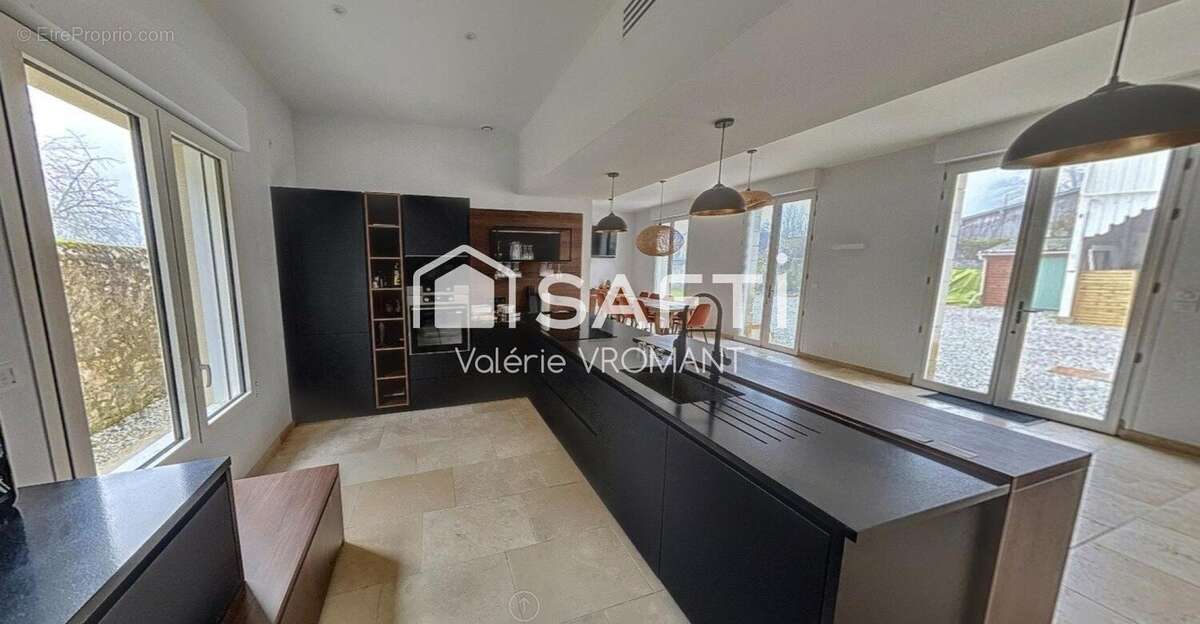 Photo 2 - Autre à ROCHECORBON