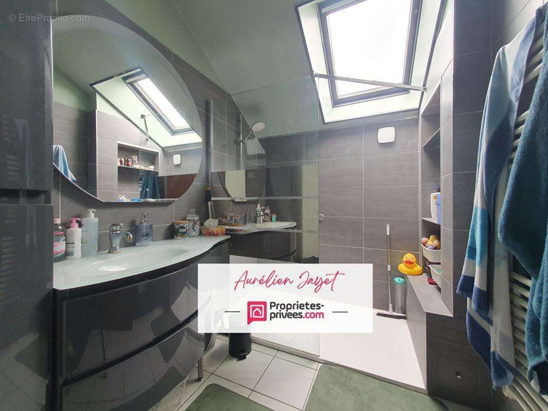 Maison à MONTIVILLIERS