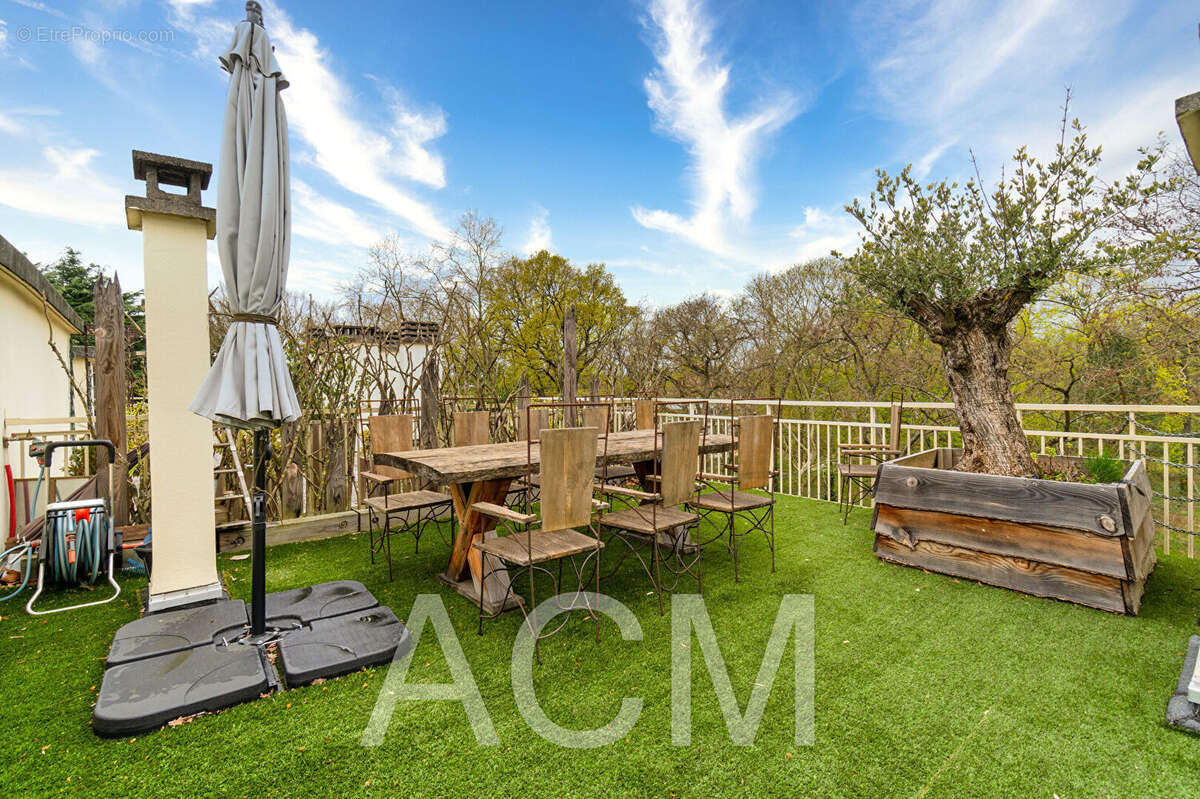 Appartement à MAISONS-LAFFITTE