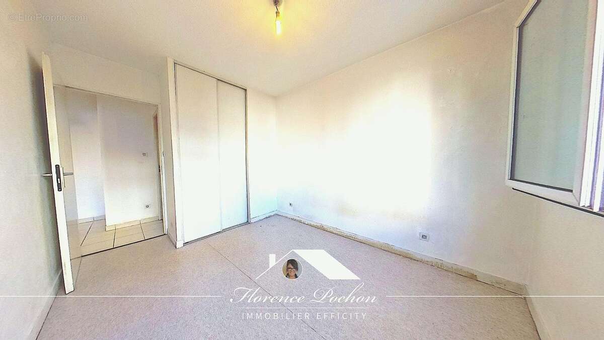 Appartement à LYON-8E