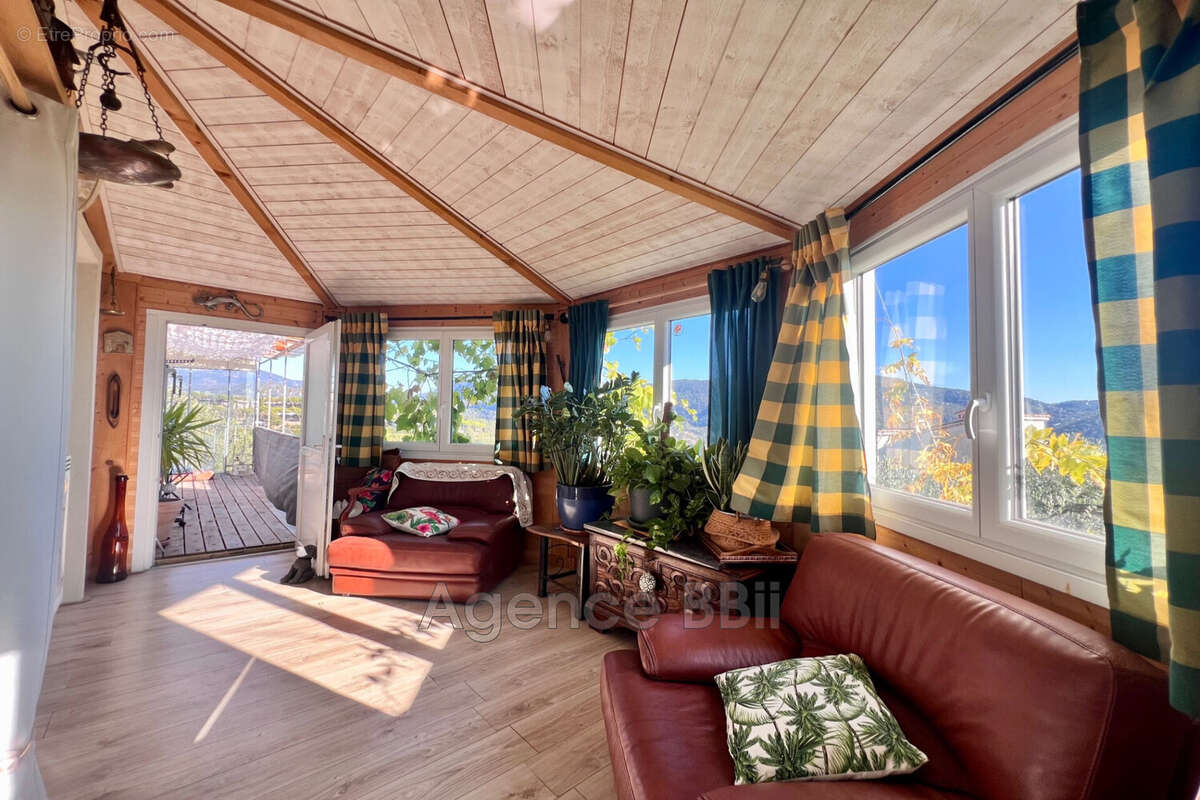 Maison à SAINT-ANDRE-DE-LA-ROCHE