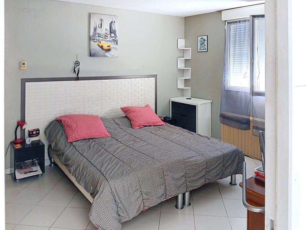 Maison plain-pied de 86.25m² sur terrain 350m² avec garages - Montfort Sur Argens - photo 9