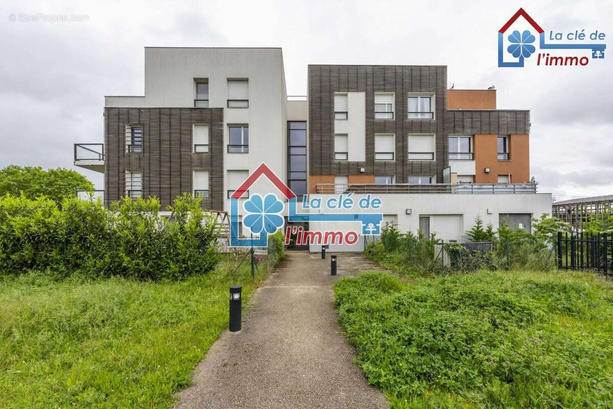 Appartement à MOISSY-CRAMAYEL