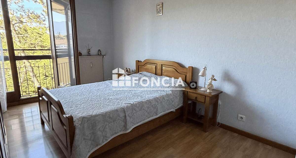 Appartement à SAINT-JULIEN-EN-GENEVOIS