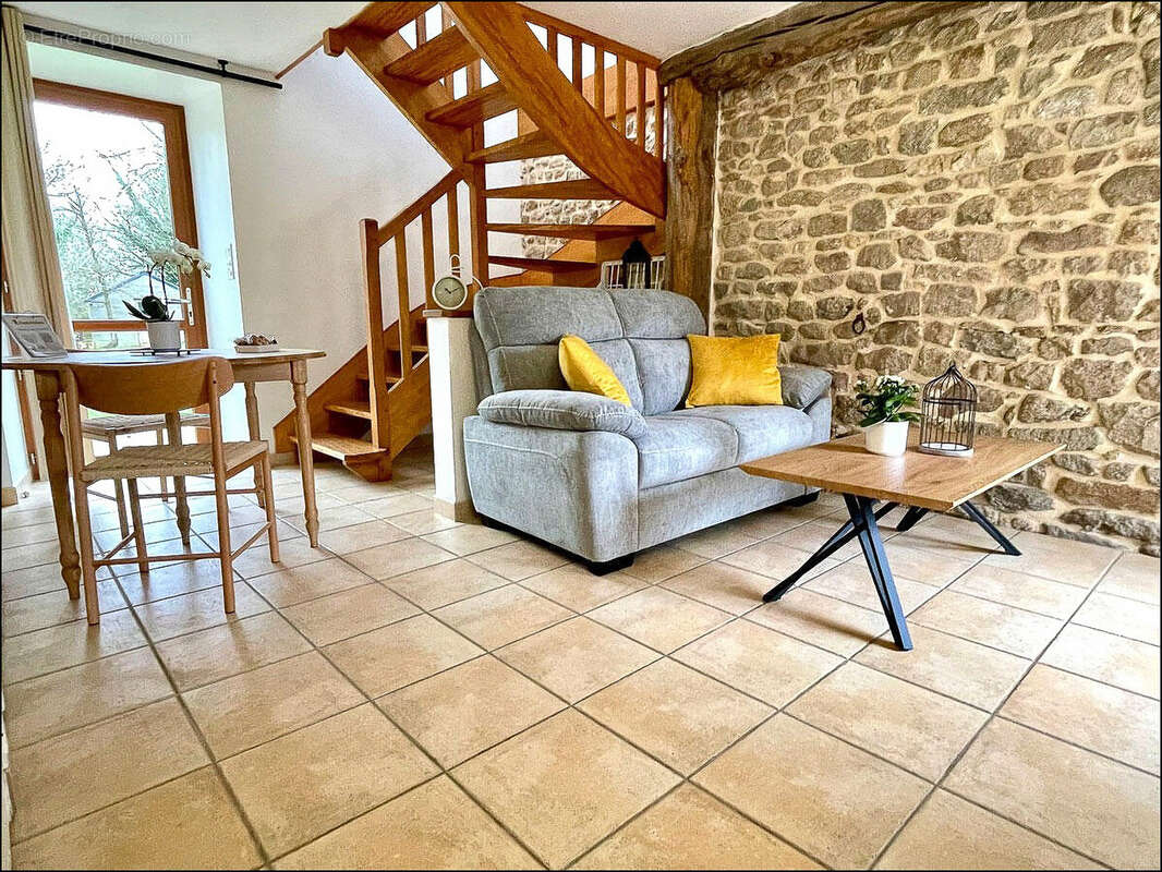 Maison à BELZ