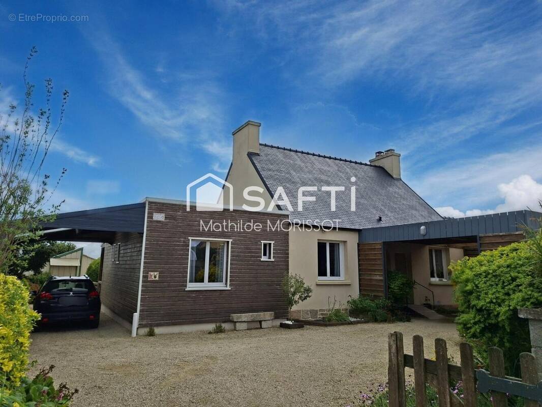 Photo 1 - Maison à PLOUZEVEDE