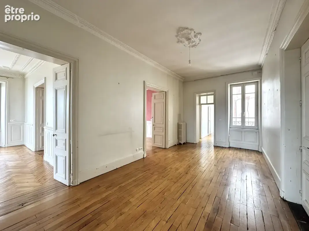 Appartement familial à Cours Sablon - photo 9