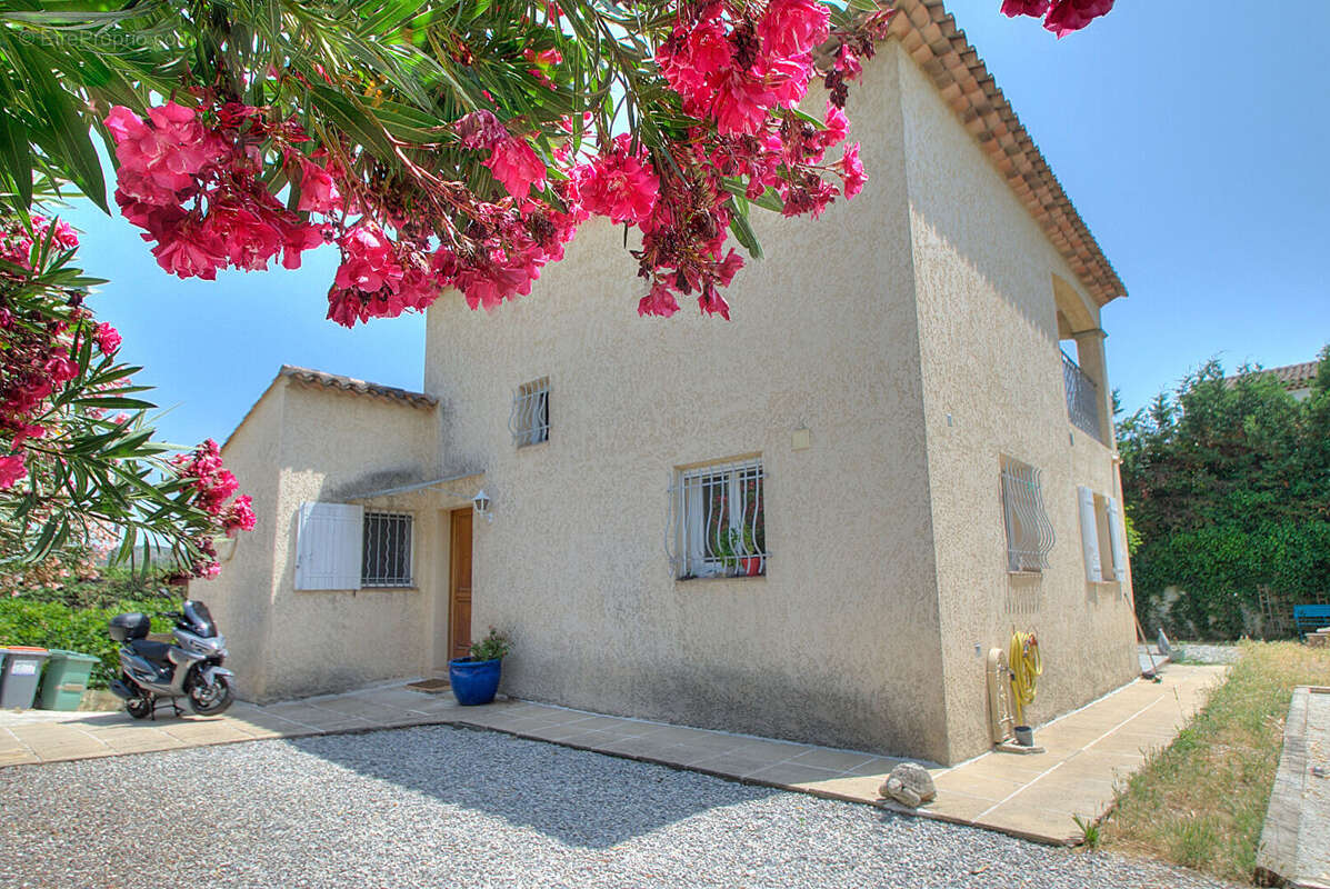Maison à SAINT-RAPHAEL