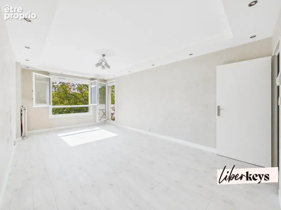 Plaisir – Appartement 3 pièces lumineux de 71 m² avec balcon et box fermé en sous-sol - photo 4