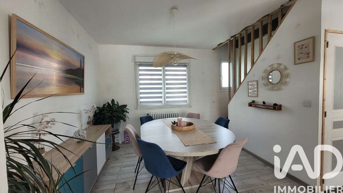 Photo 3 - Maison à CHATEAUNEUF-DU-FAOU