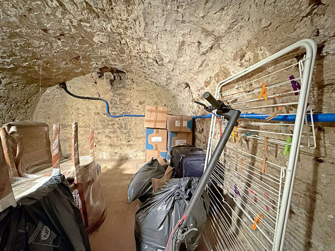 ALERTE INVESTISSEMENT proche Gare !! Appartement loué !! - photo 10