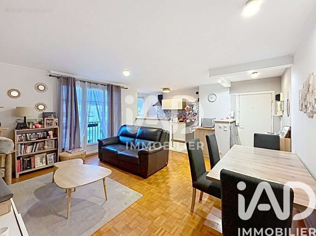 Photo 2 - Appartement à LES CLAYES-SOUS-BOIS