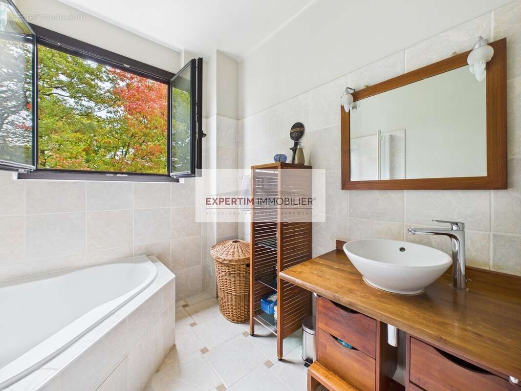 Appartement à VERSAILLES