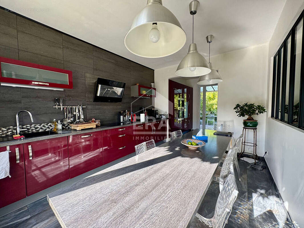 Maison à COMBS-LA-VILLE