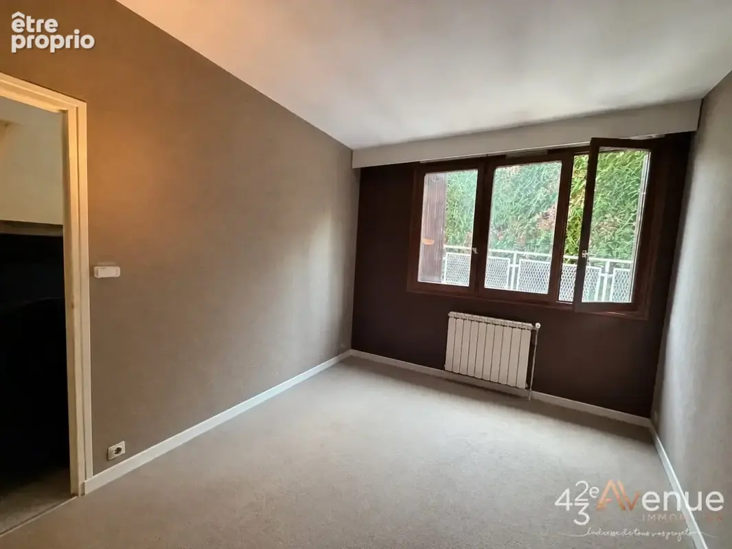 Appartement 4 pièces 140 m² à vendre à Saint-Etienne (42000) - photo 5