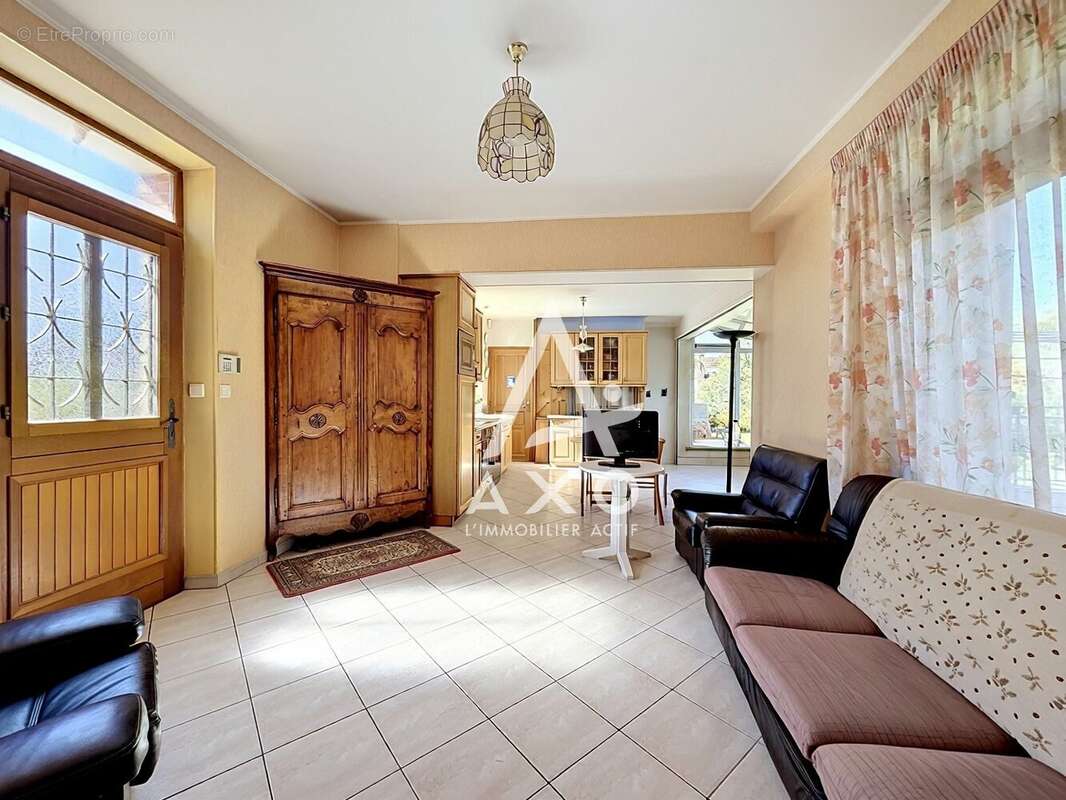Maison à CHALETTE-SUR-LOING