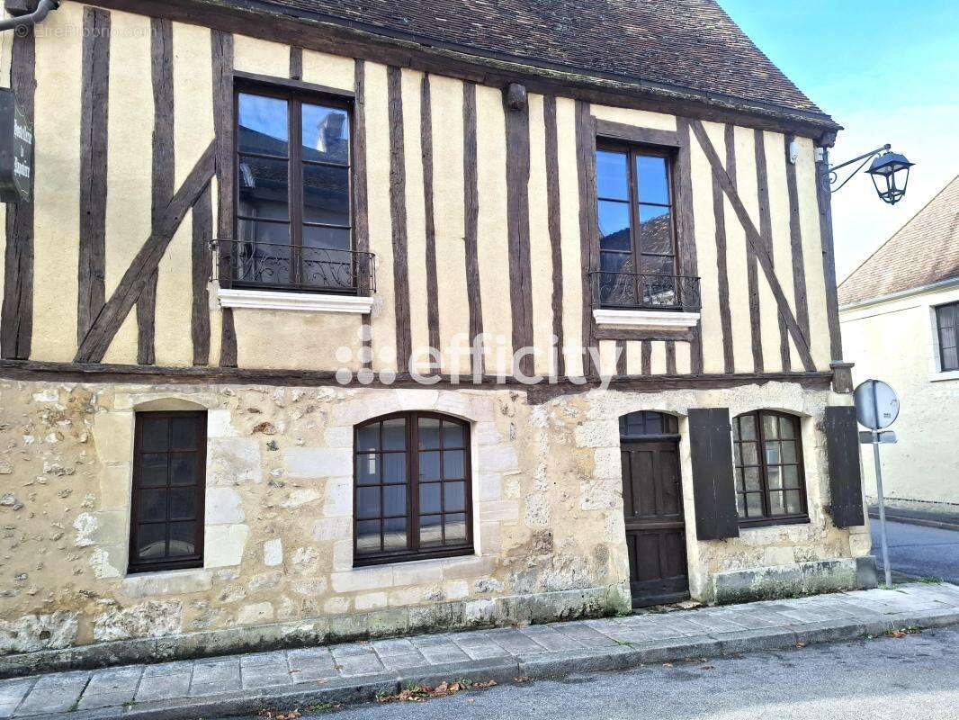 Maison à NOGENT-LE-ROTROU