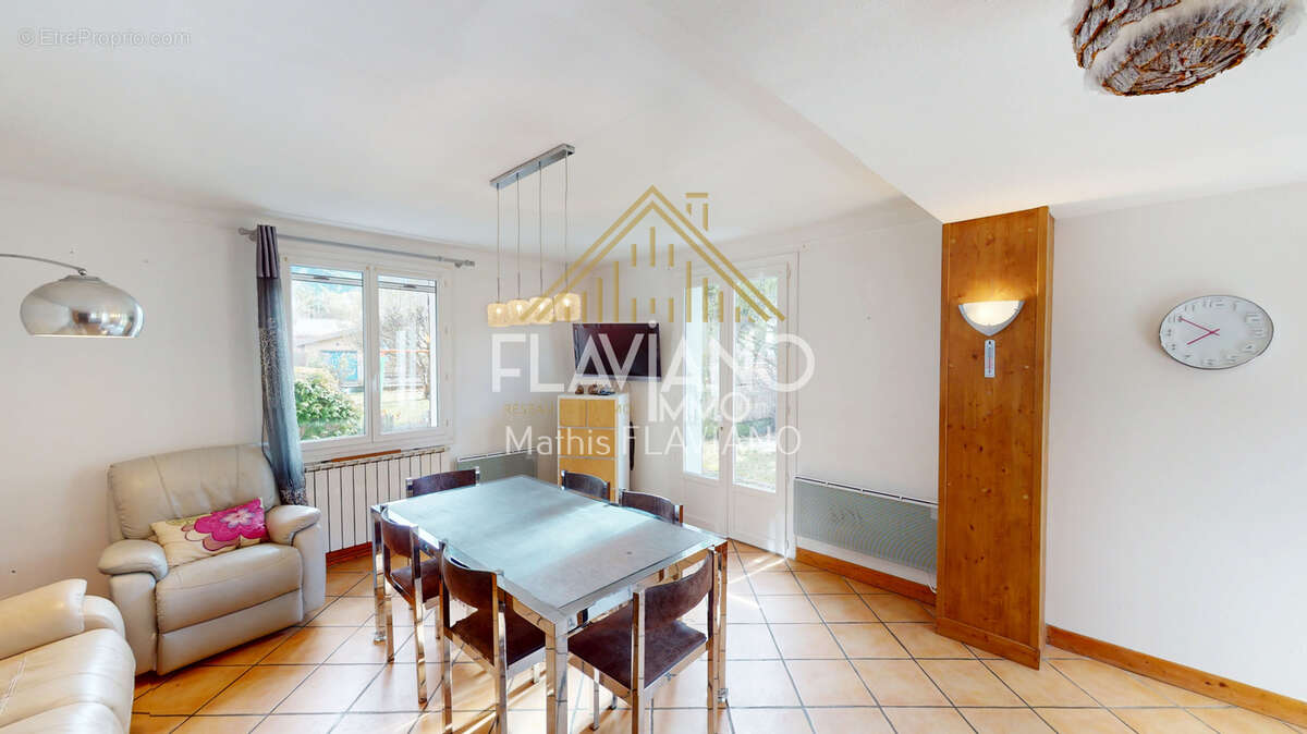 Appartement à BARCELONNETTE