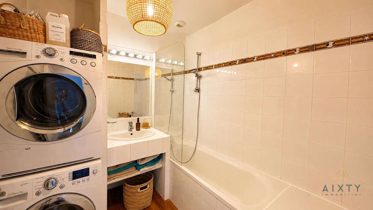 Appartement à MARSEILLE-7E