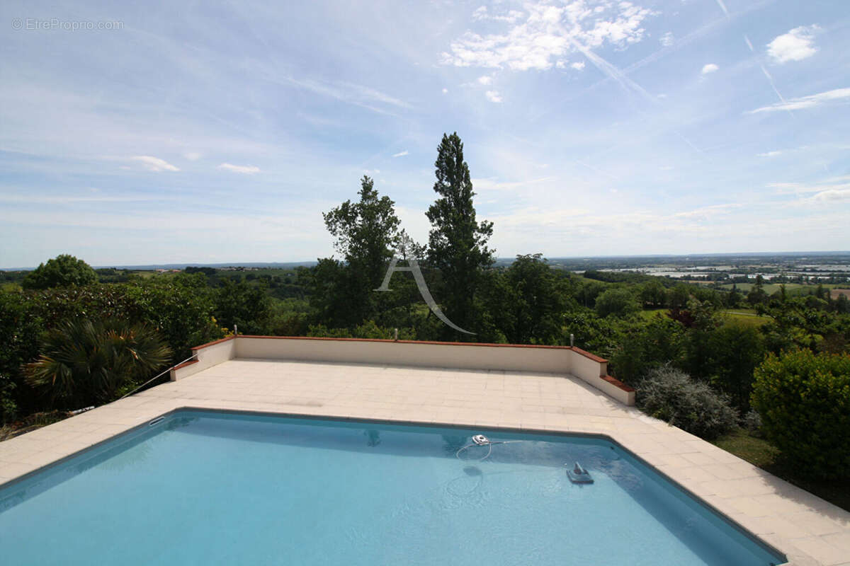 Maison à MONTAUBAN