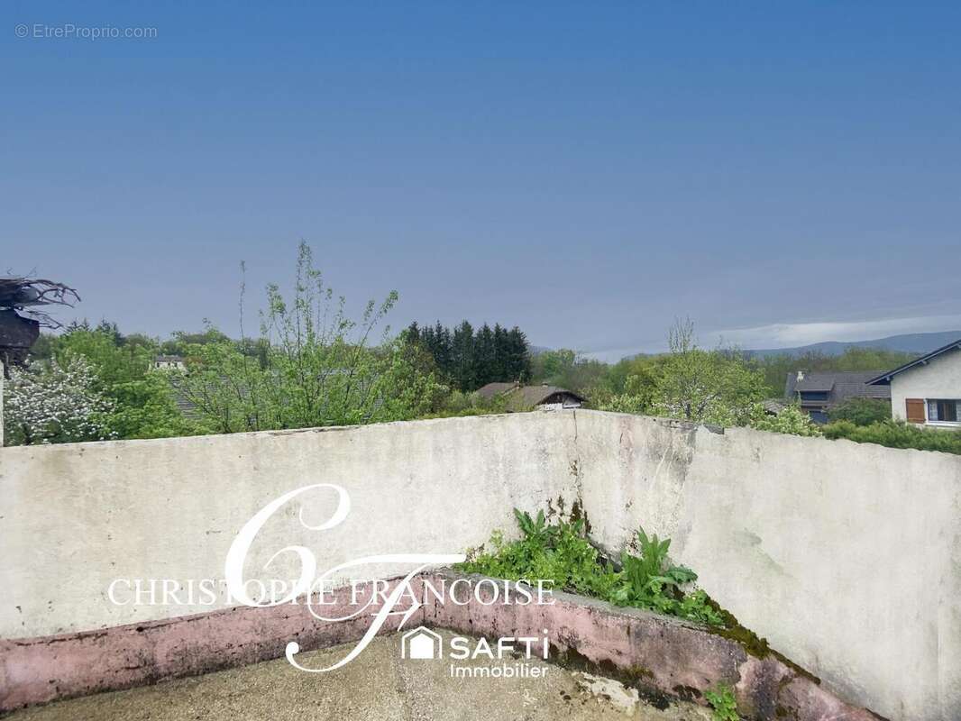 Photo 7 - Maison à INJOUX-GENISSIAT