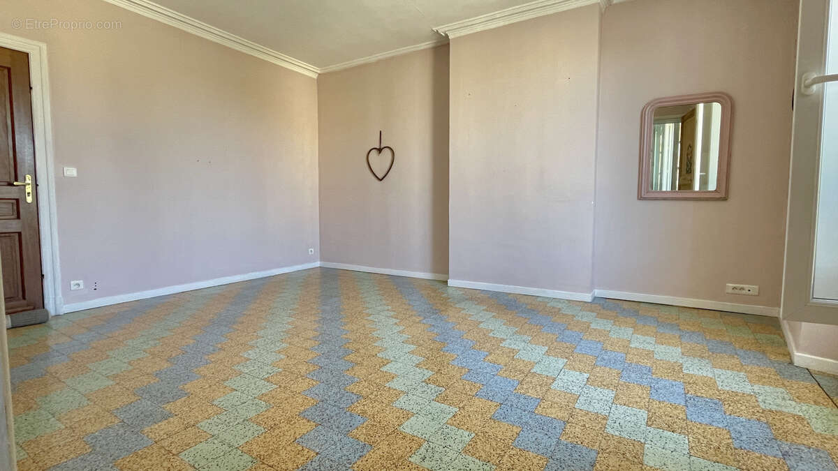 Appartement en duplex T5 avec terrasse au coeur d'Alès - photo 7
