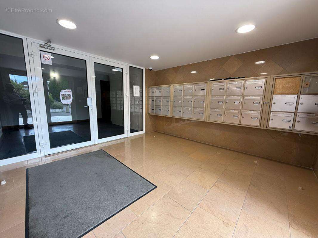 Appartement à FERNEY-VOLTAIRE