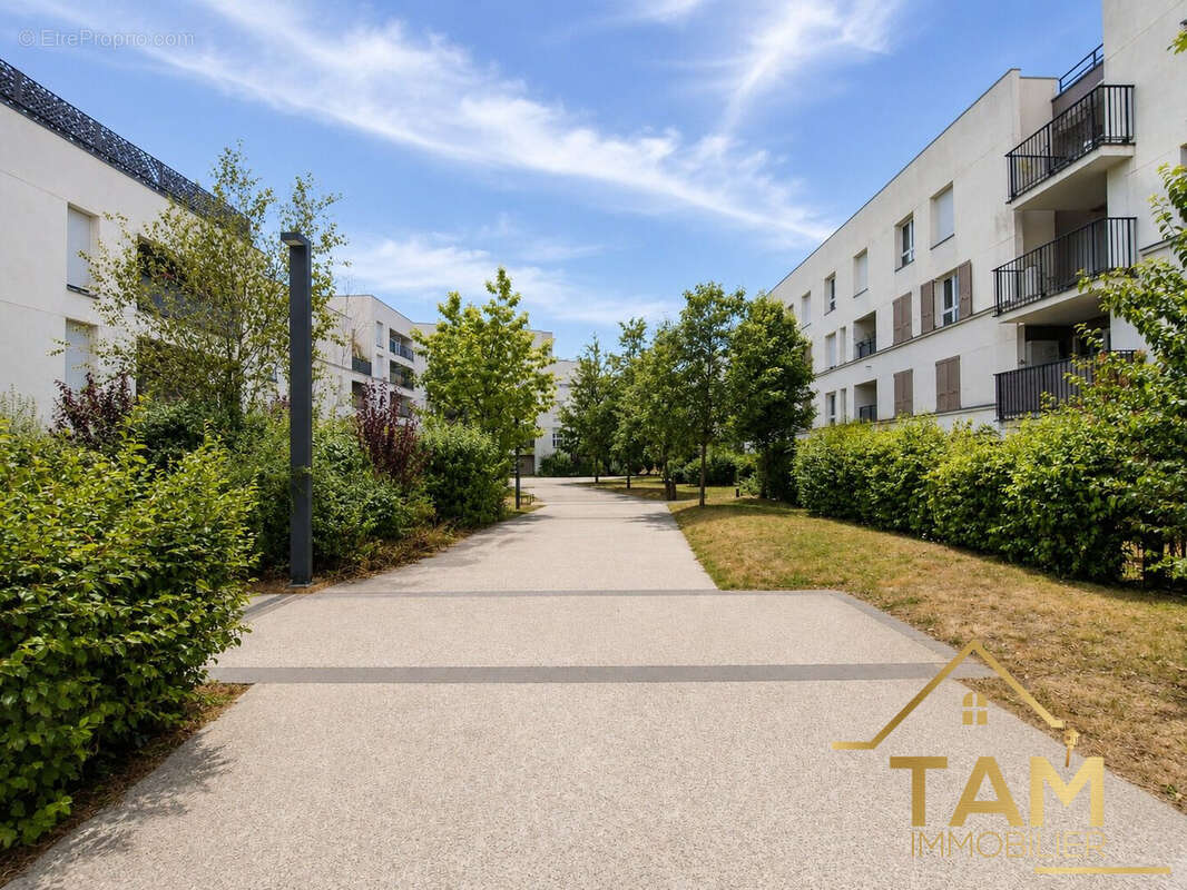 Appartement à BOIS-D'ARCY