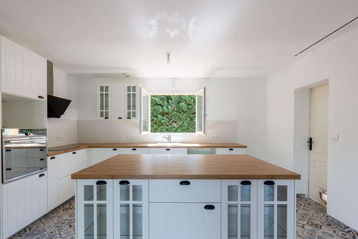 À VENDRE Villa  Plain-pied T4 de 92 m2 avec piscine à Bessières - 31660 - photo 3