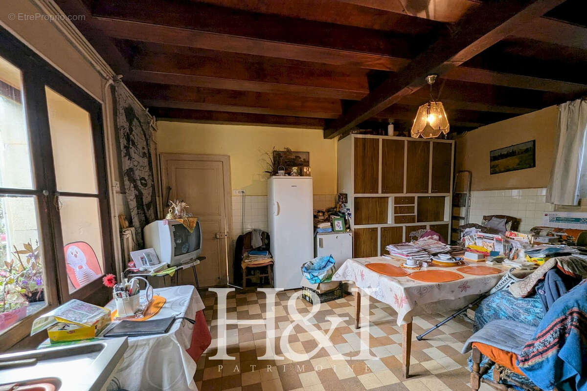 Maison à JAUNAY-CLAN