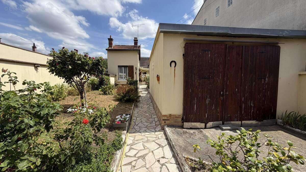 Maison à DRANCY