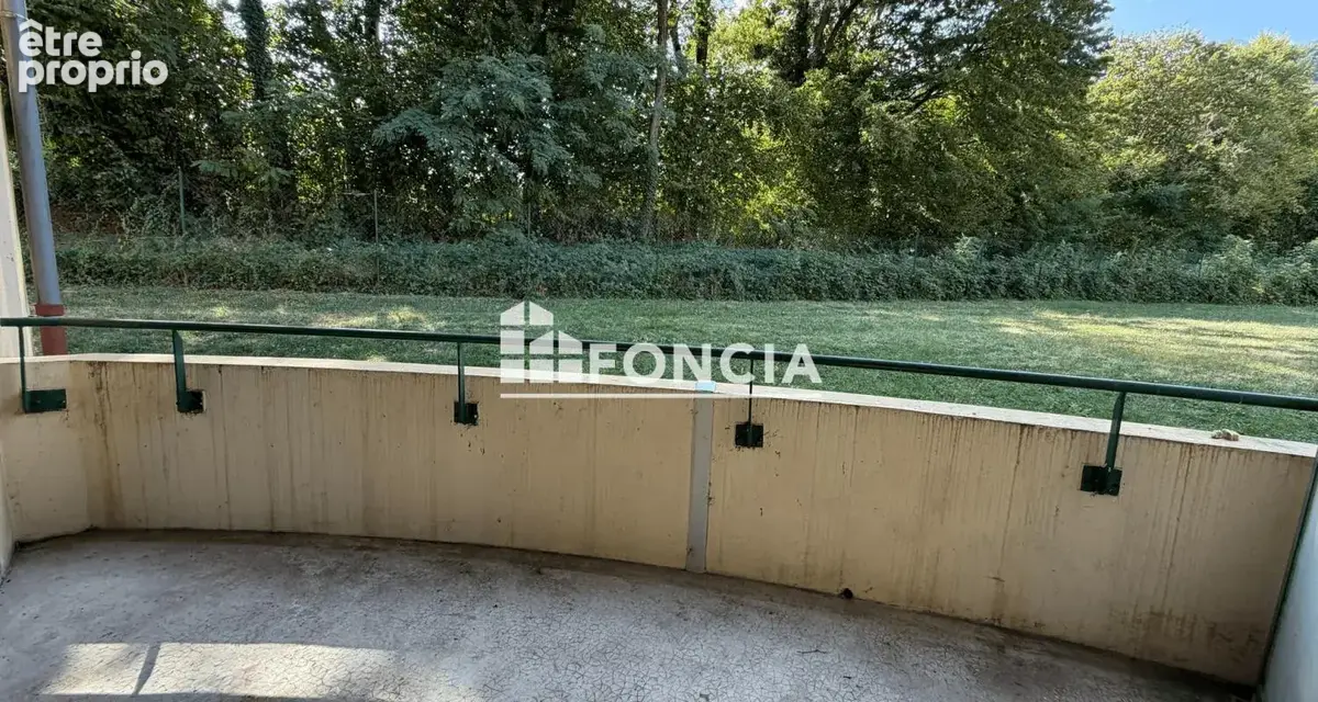 Appartement T3 avec balcon, 2 parking et cave dans résidence avec piscine - photo 4