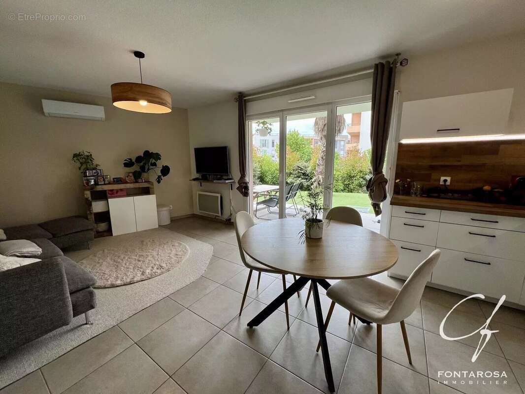 Appartement à FREJUS
