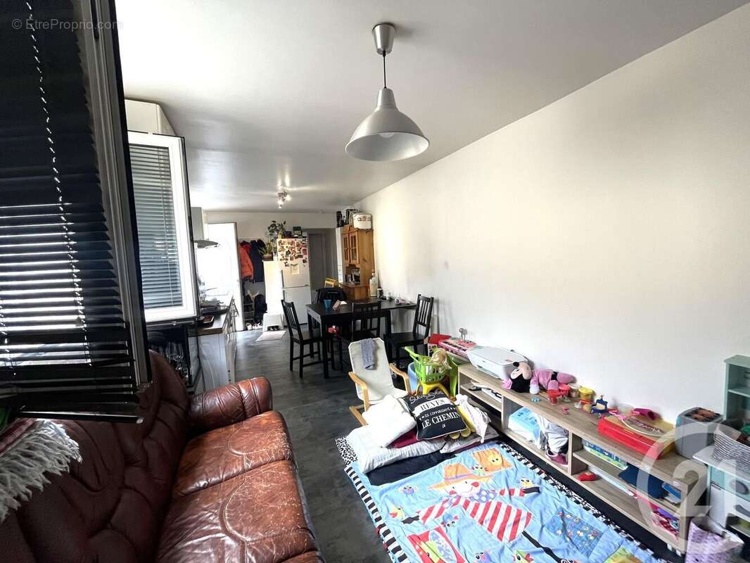 Appartement à SAINT-MAUR-DES-FOSSES