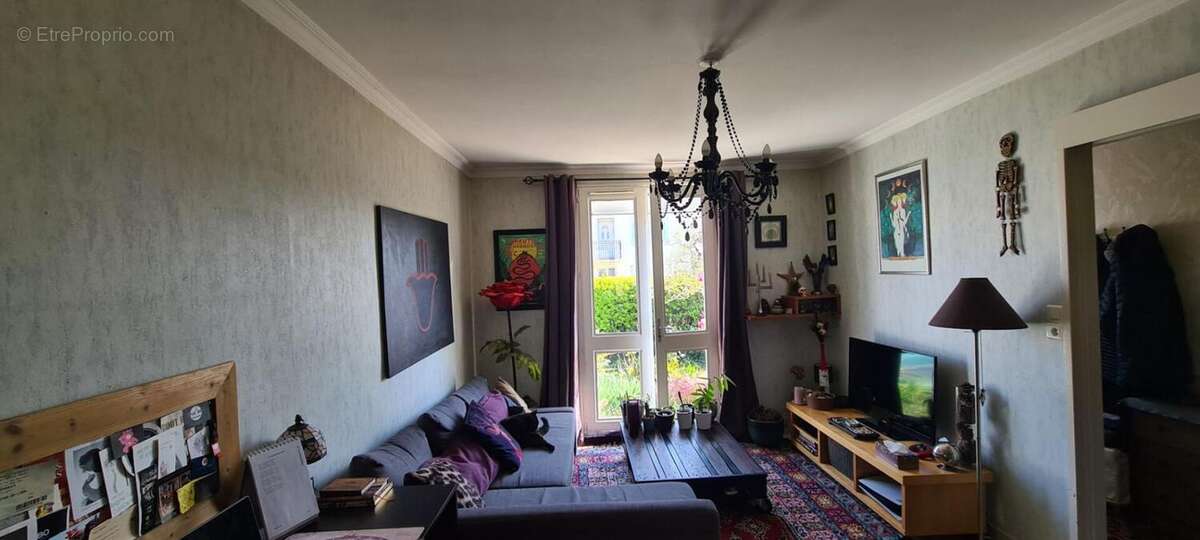 Maison Clisson 5 P . 3 Chs . Bureau . 81.29 M² . T 377 M² . Terrasse . Garage - photo 4