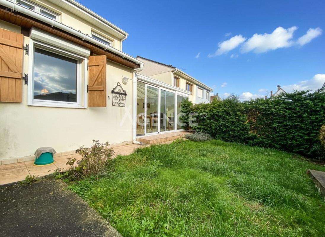 Maison à LONGUENESSE