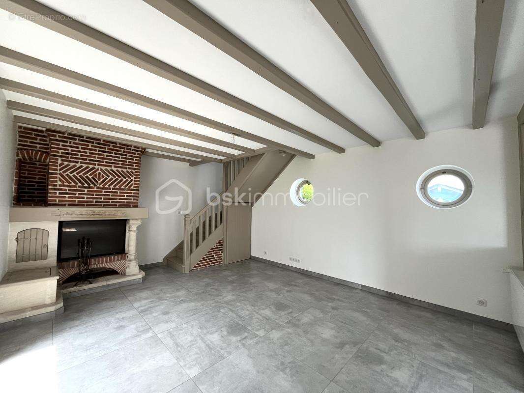 Maison à LE THUIT-SIGNOL