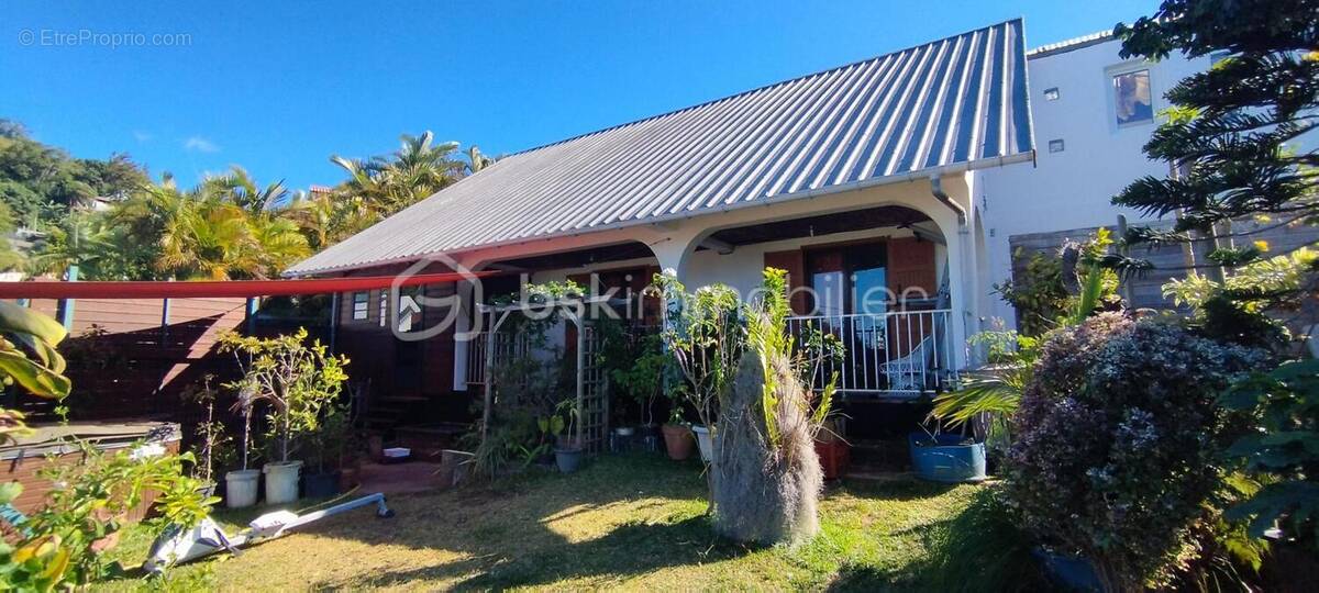 Maison à SAINT-DENIS