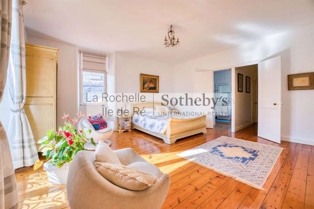 Maison à LA ROCHELLE
