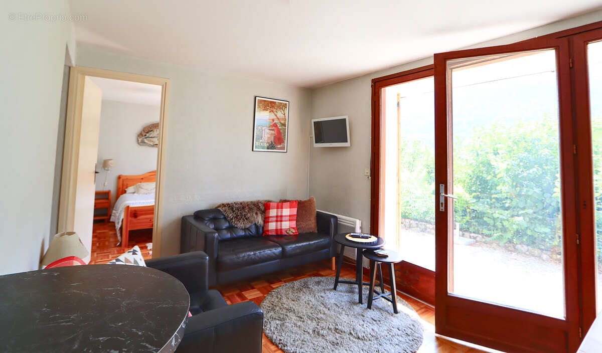 Chalet 8 pièces, vue carte postale sur les Aravis - photo 12