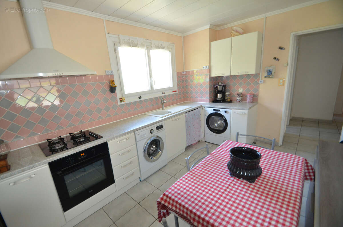 Maison à LA VALETTE-DU-VAR