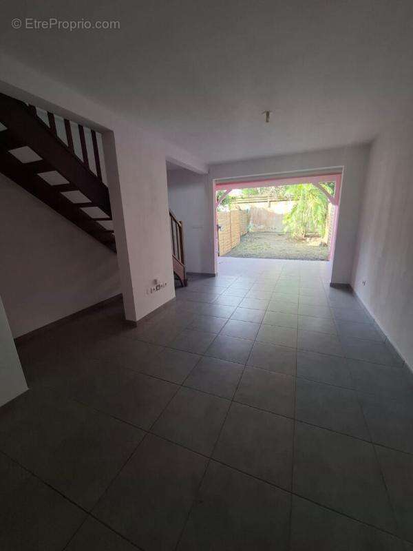 Appartement à LES TROIS-ILETS