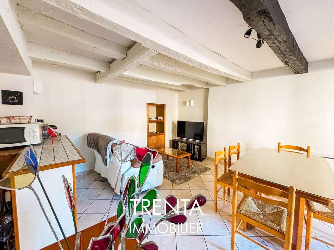 Appartement à CHIRENS