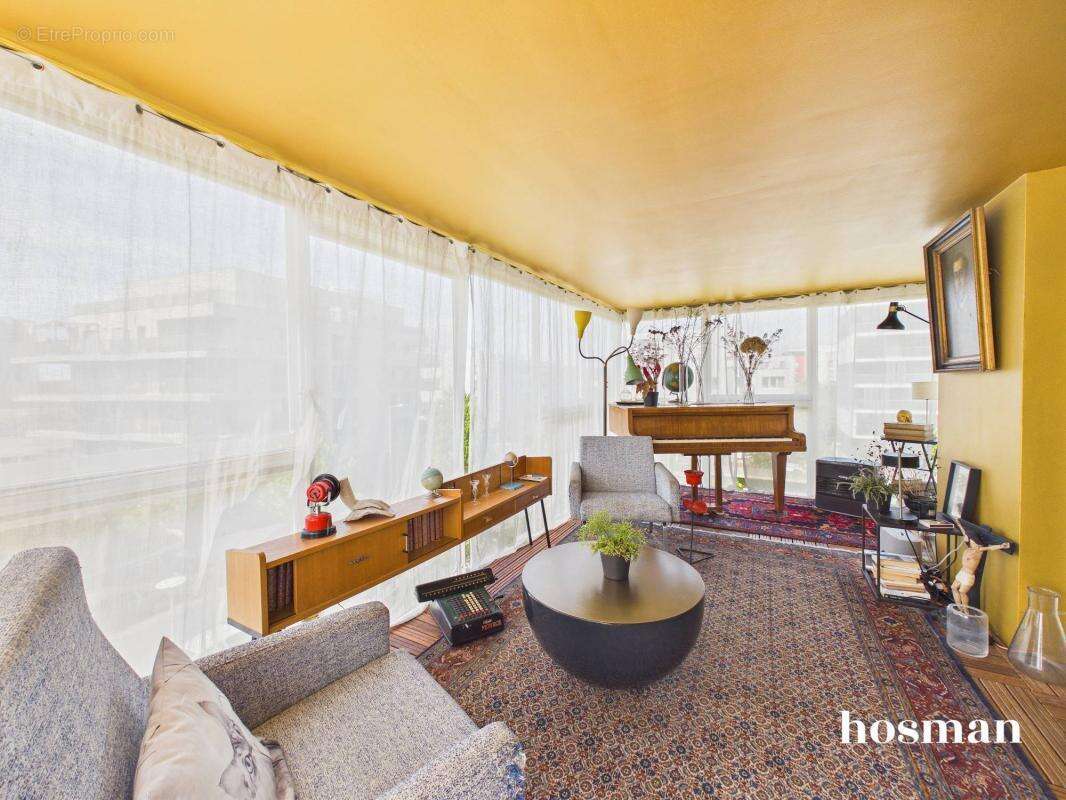 Appartement à NANTERRE
