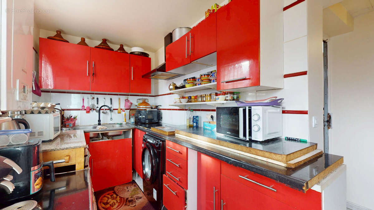 Appartement à L'ILE-SAINT-DENIS