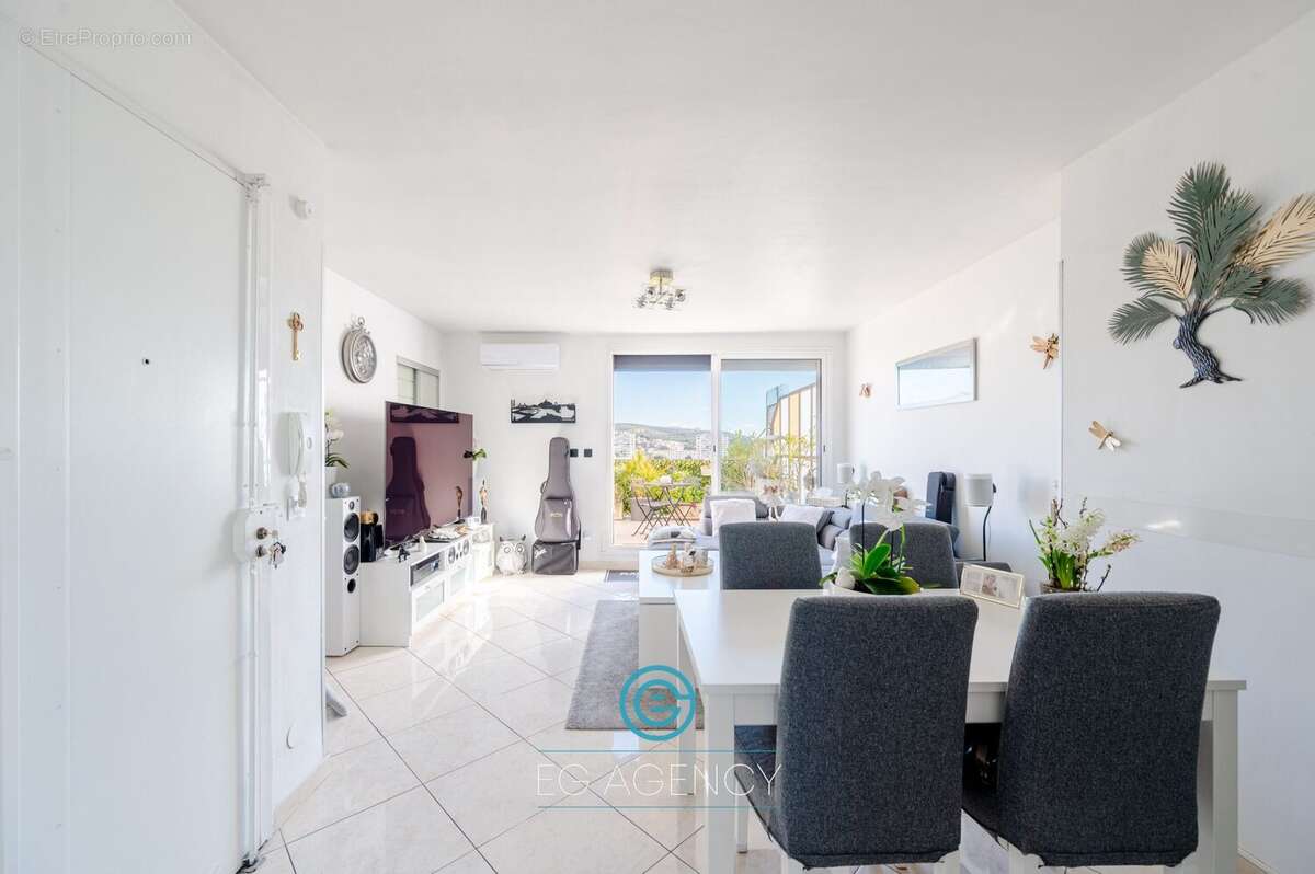 Appartement à MARSEILLE-15E