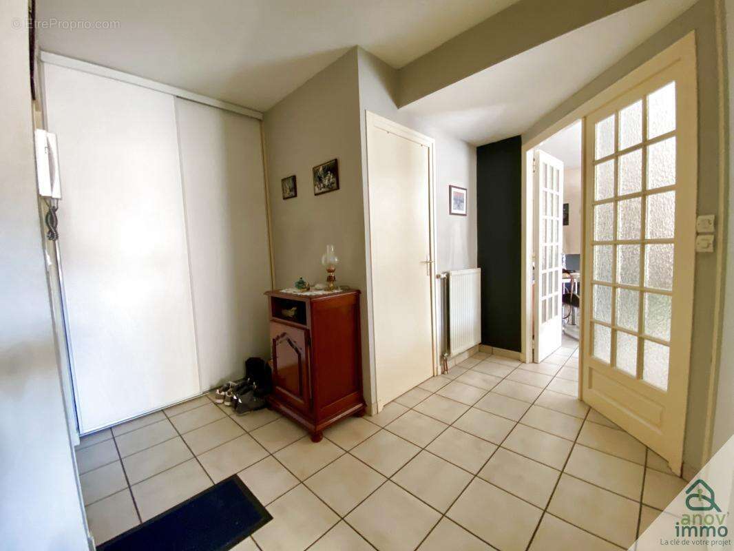 Appartement à L'ETRAT