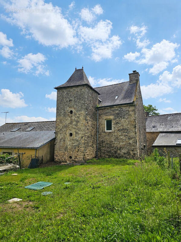 Maison à PEAULE