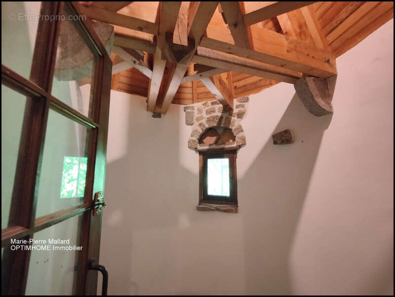 Maison familiale + dépendances à Saint Eloi en Creuse - photo 32
