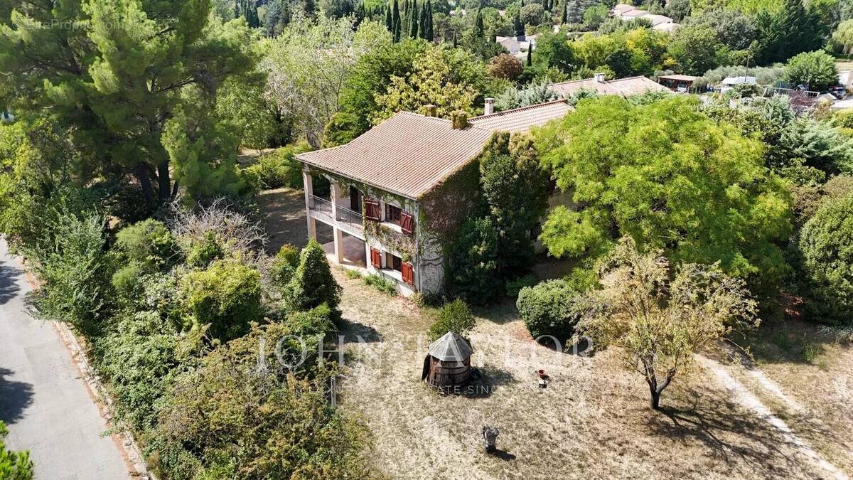 Maison à AIX-EN-PROVENCE